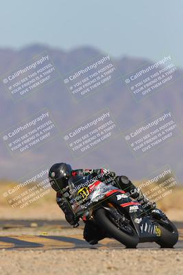 media/Mar-22-2025-CVMA (Sat) [[462c0ffedb]]/Race 13-Amateur Supersport Middleweight/